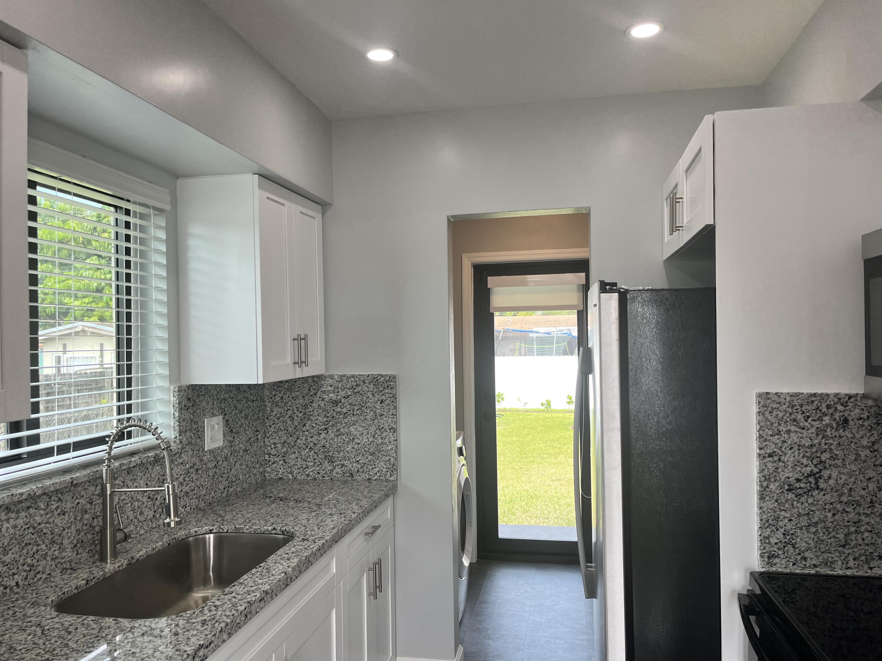 11535 Southwest 139Th Terrace – photo 4