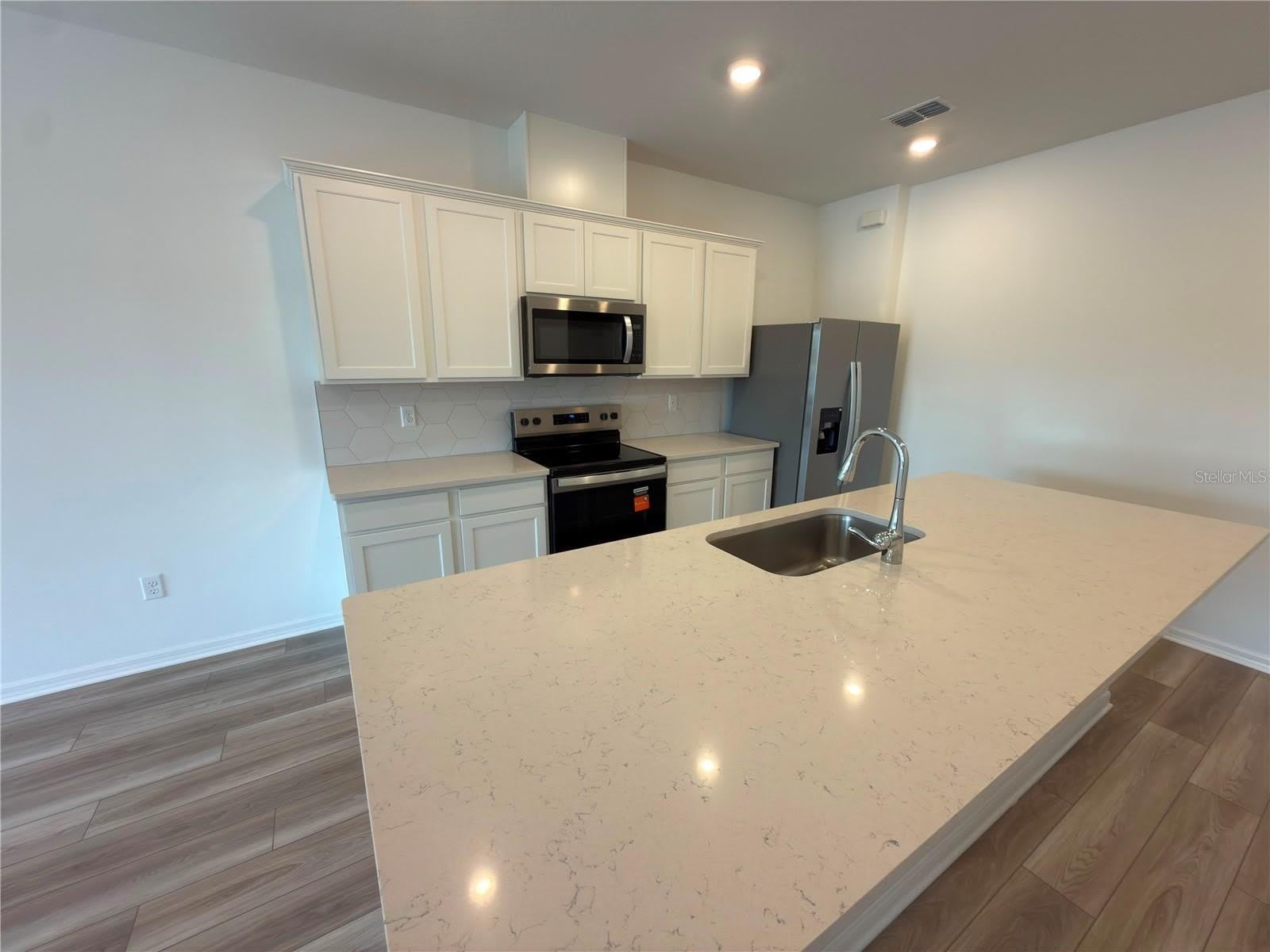 11419 HARBORVIEW Street – photo 3