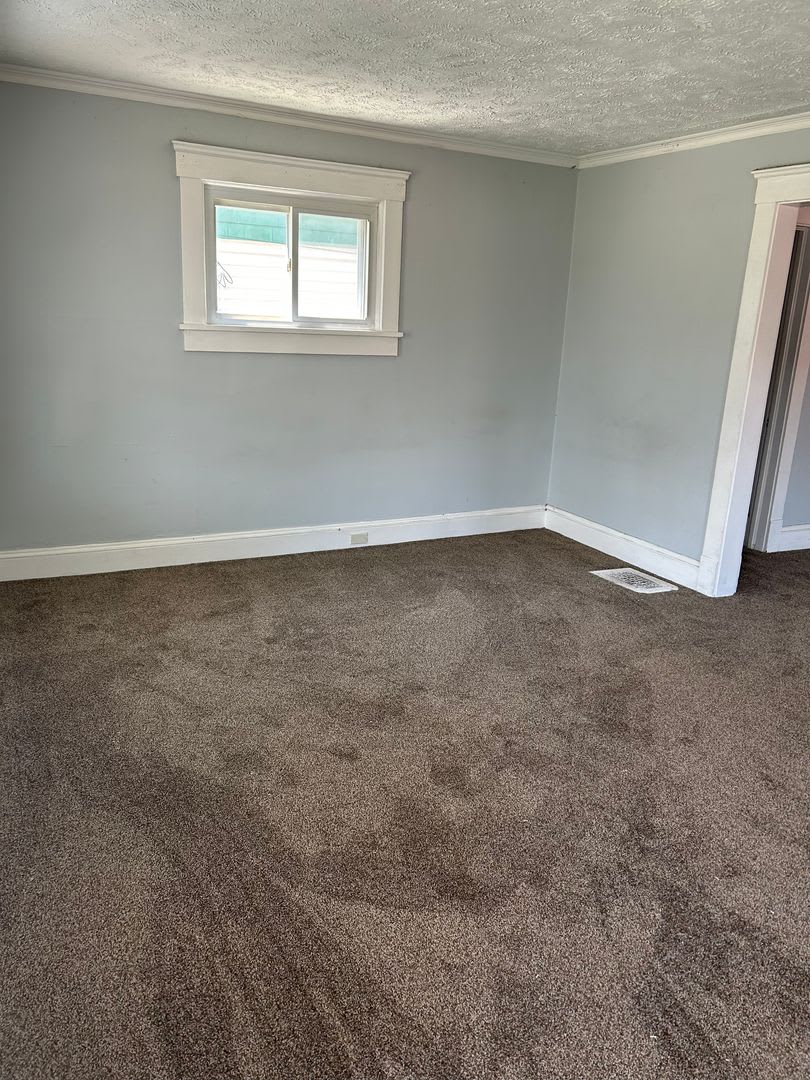 9505 Sladden Ave – photo 1