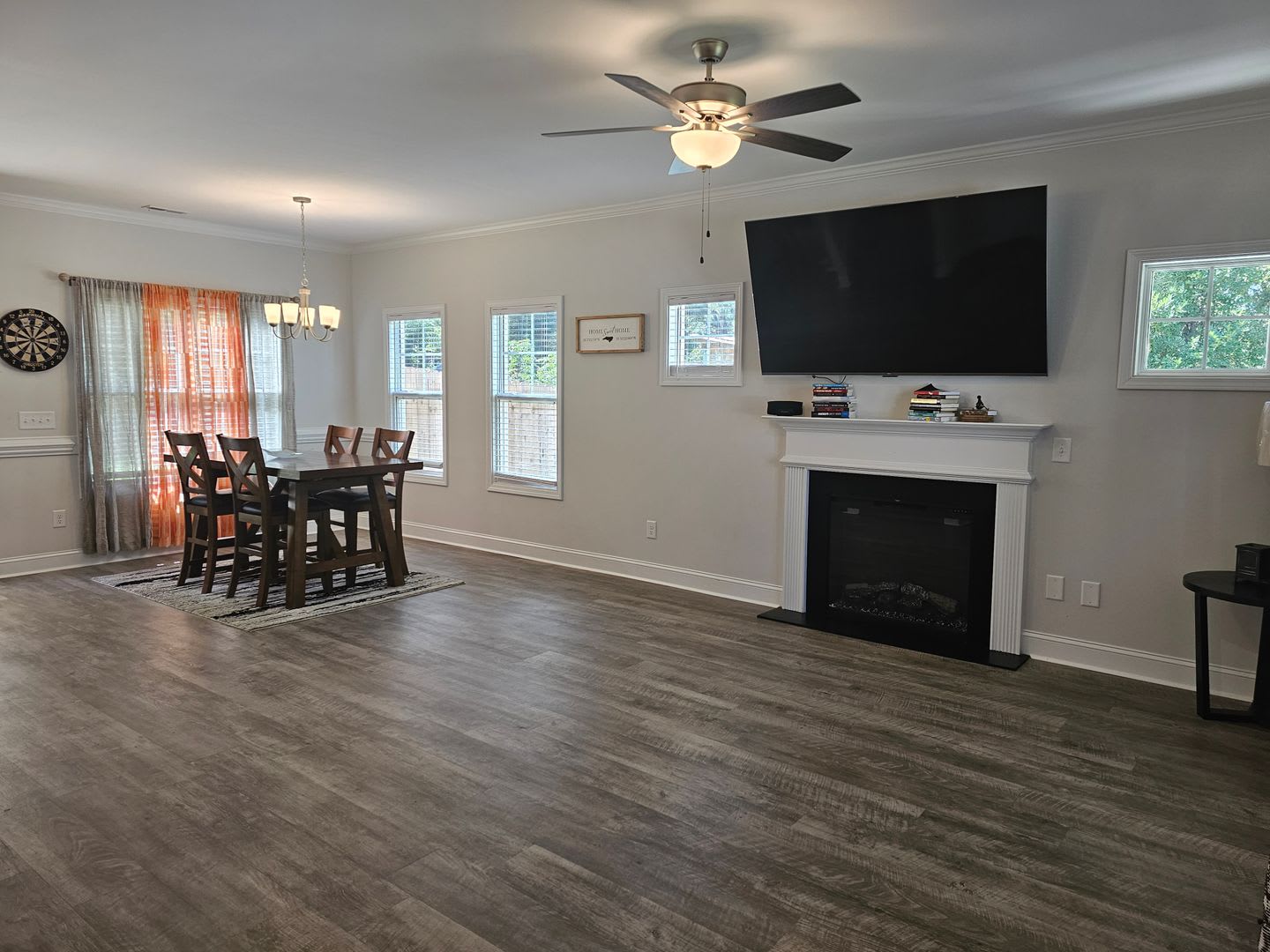 NEW LISTING!!!! – photo 3