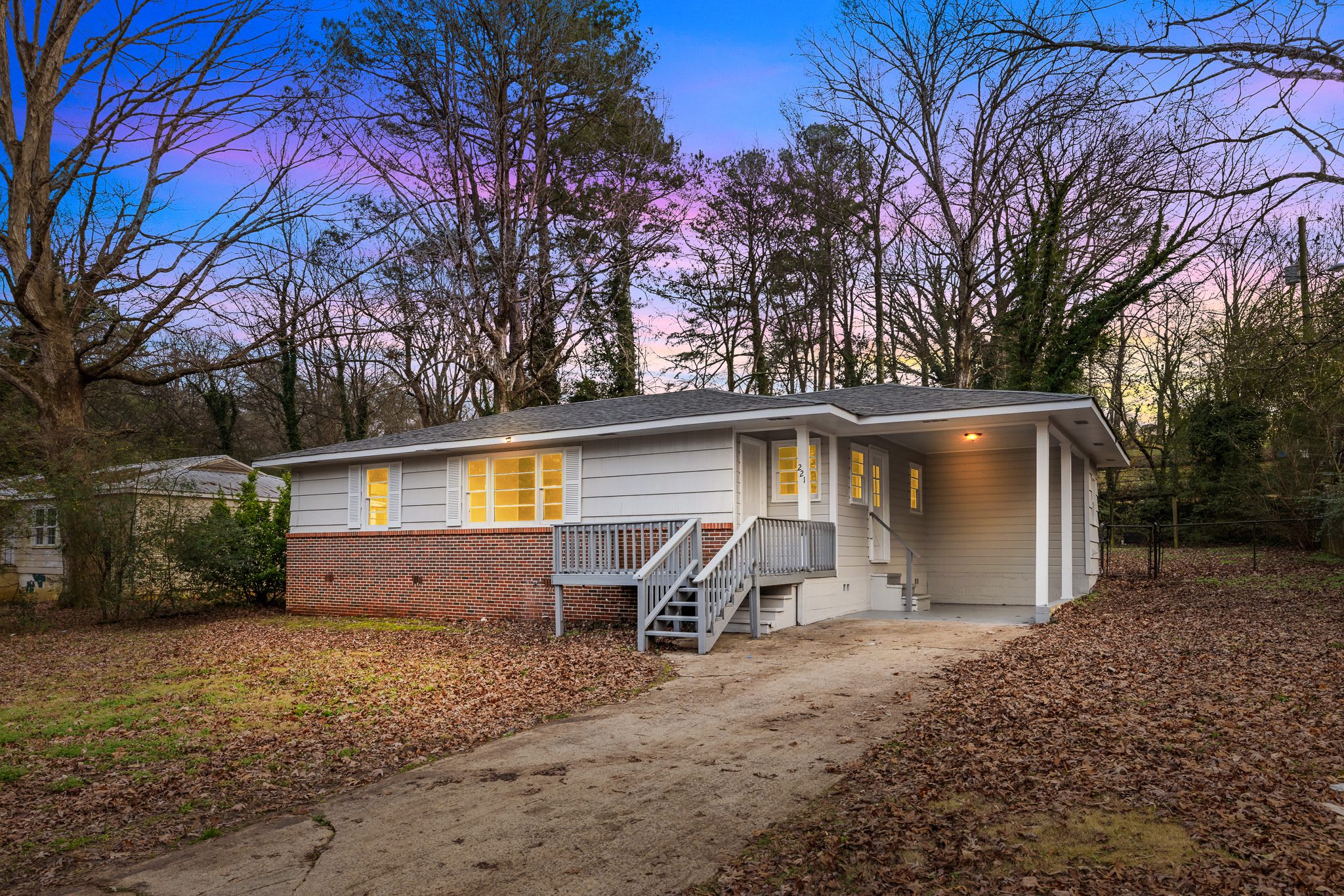 221 Lawson Road – photo 1