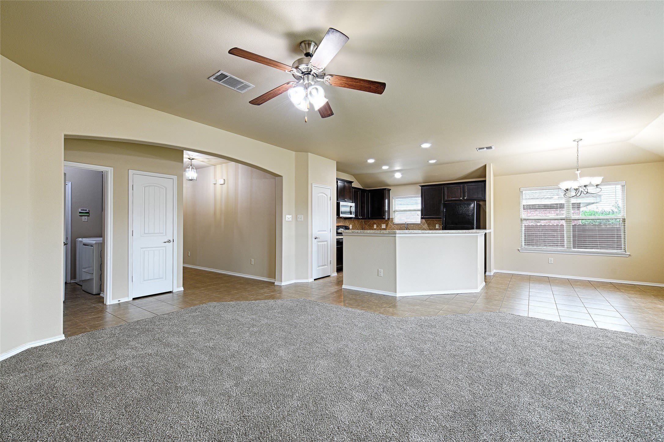 1213 Lambert Drive – photo 5