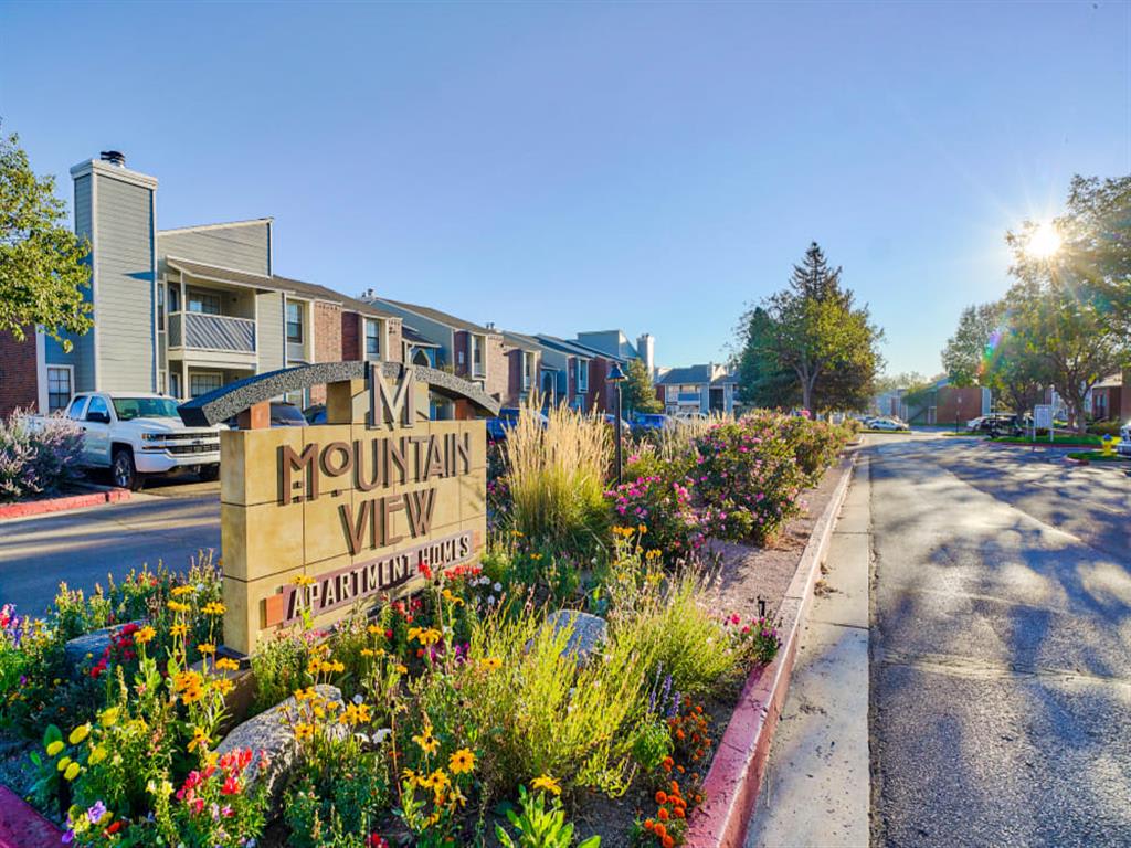 Mountain View Apartment Homes – photo 1