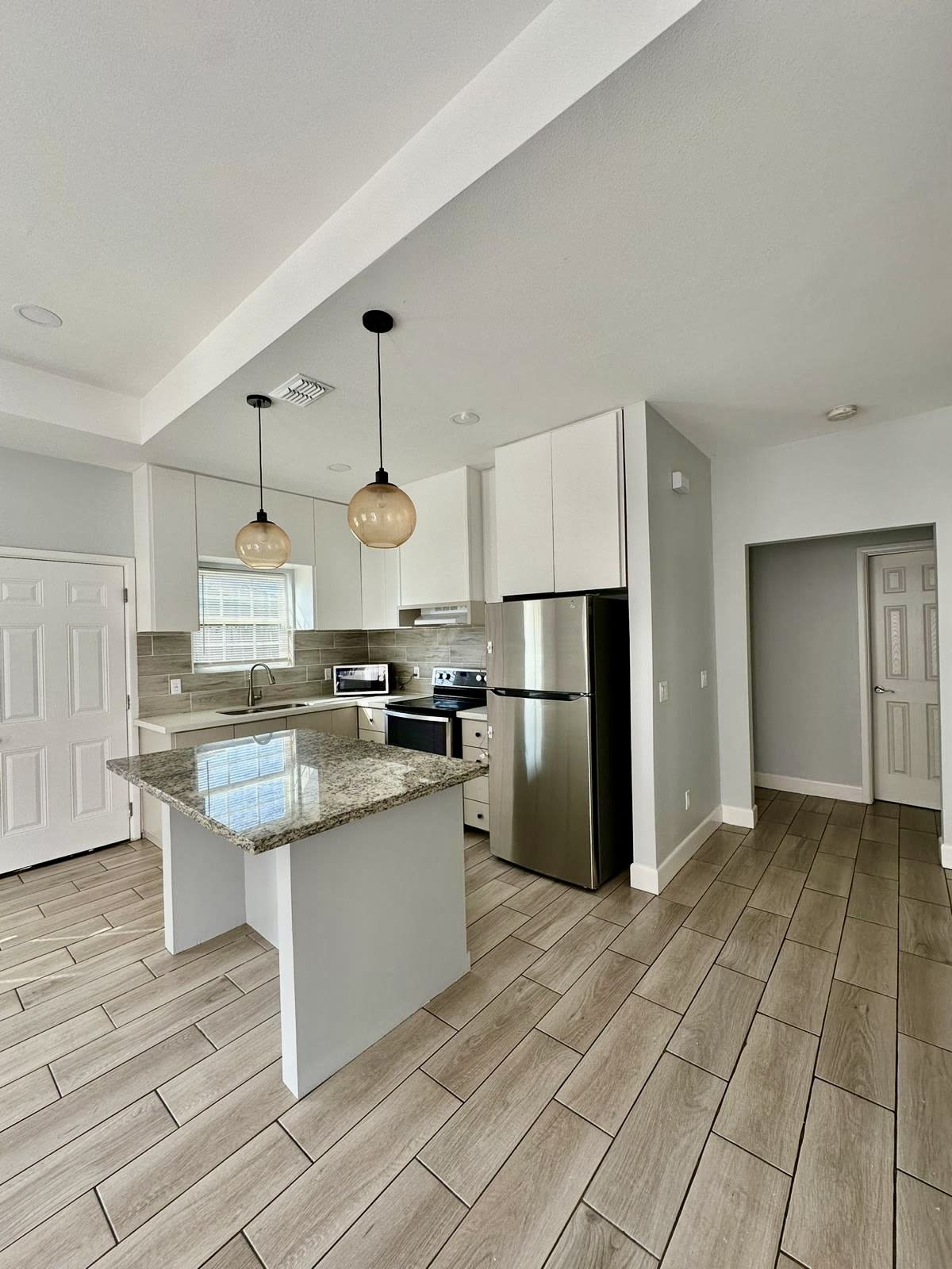 817 S Missouri St – photo 2