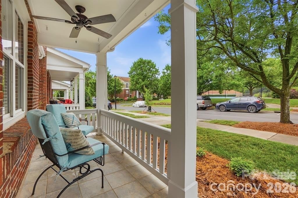 19512 Topgallant Drive – photo 2