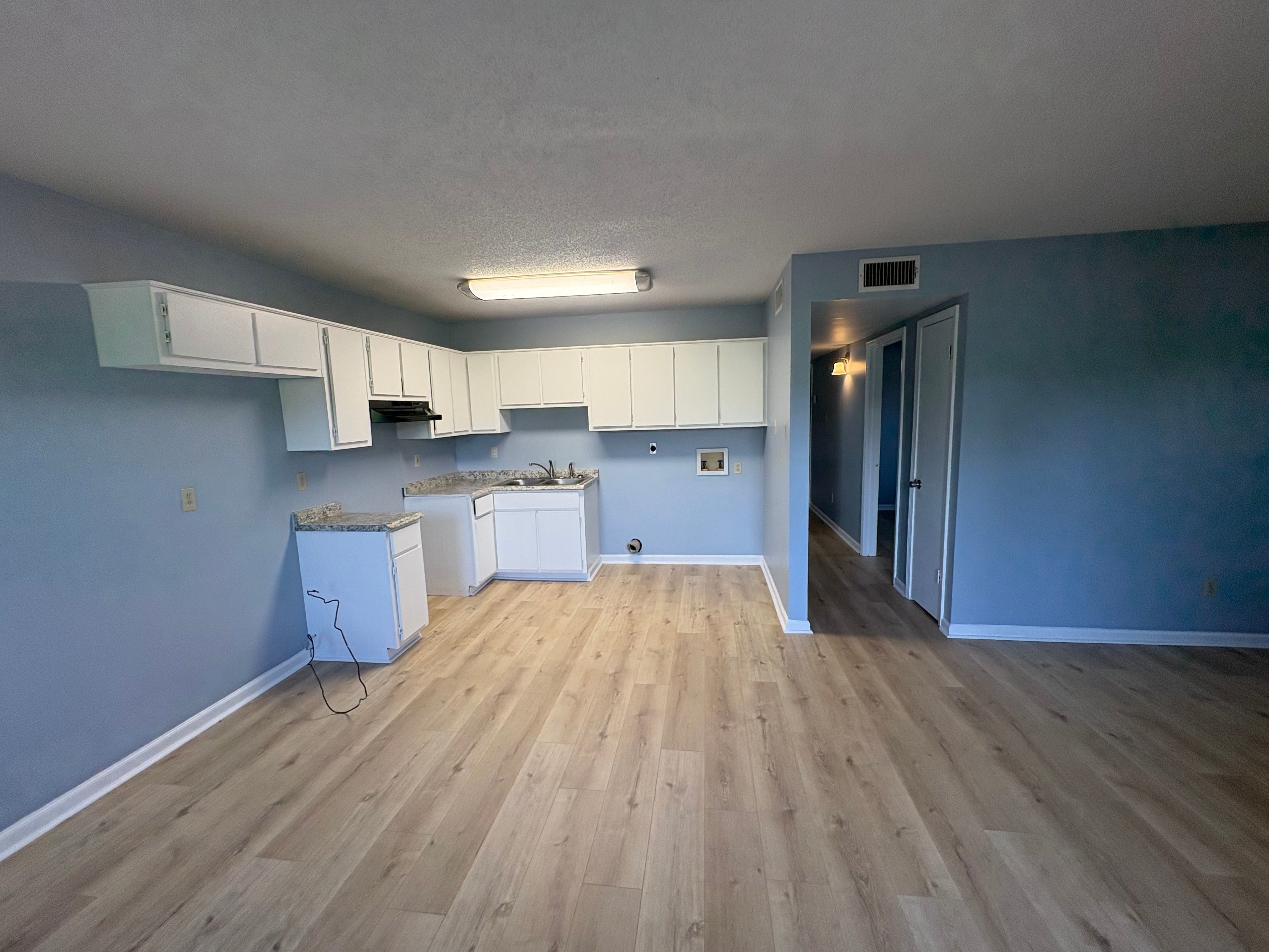 20 James Ln – photo 2