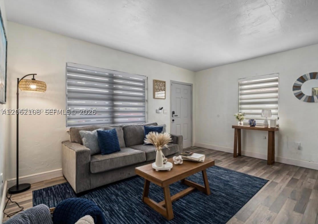 1021 NW 37th Ave – photo 5