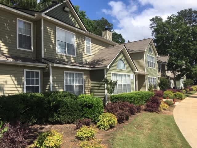 Twin Springs Apartment Homes – photo 2