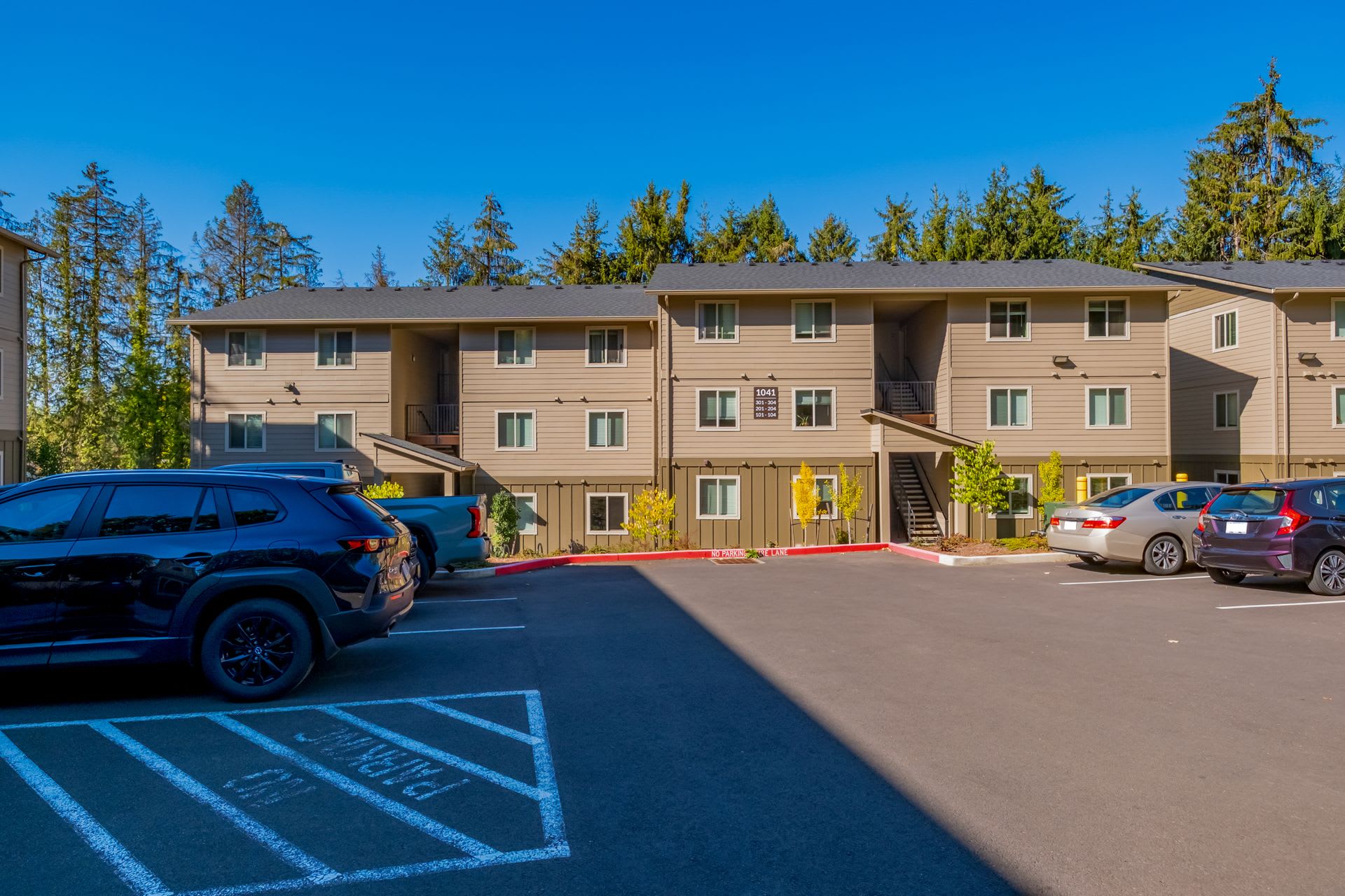 Harmona Heights Apartments – photo 4