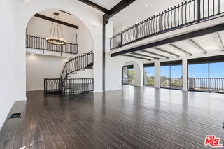 8908 Appian Way – photo 2