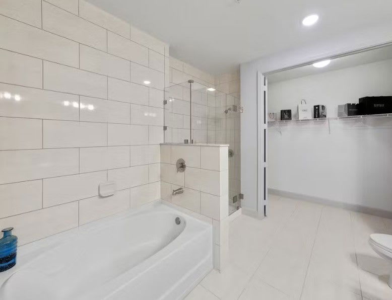 8803 Northwest 41st Street – photo 2