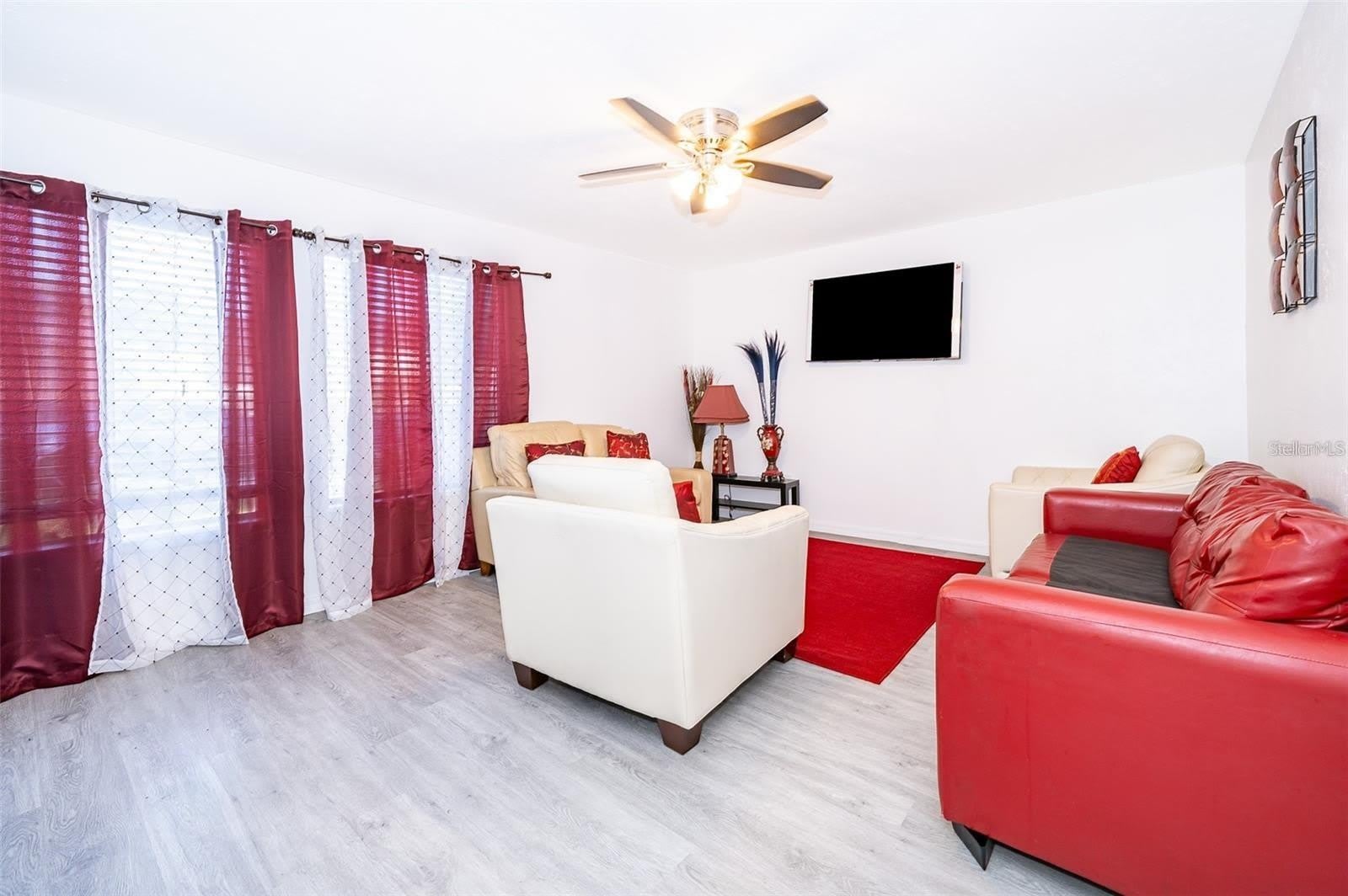2031 LUDLOW Lane – photo 3