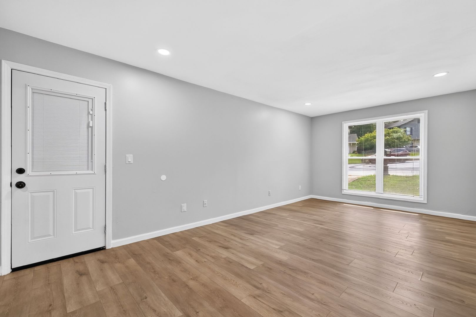 Renovated 3 bed/2 bath in Lithonia! – photo 3
