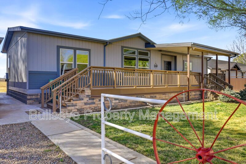 313 E. 1/2 N. – photo 1