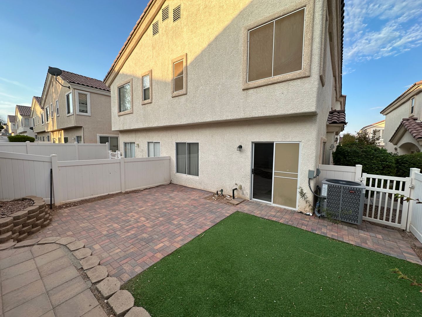 Henderson Townhome – photo 3