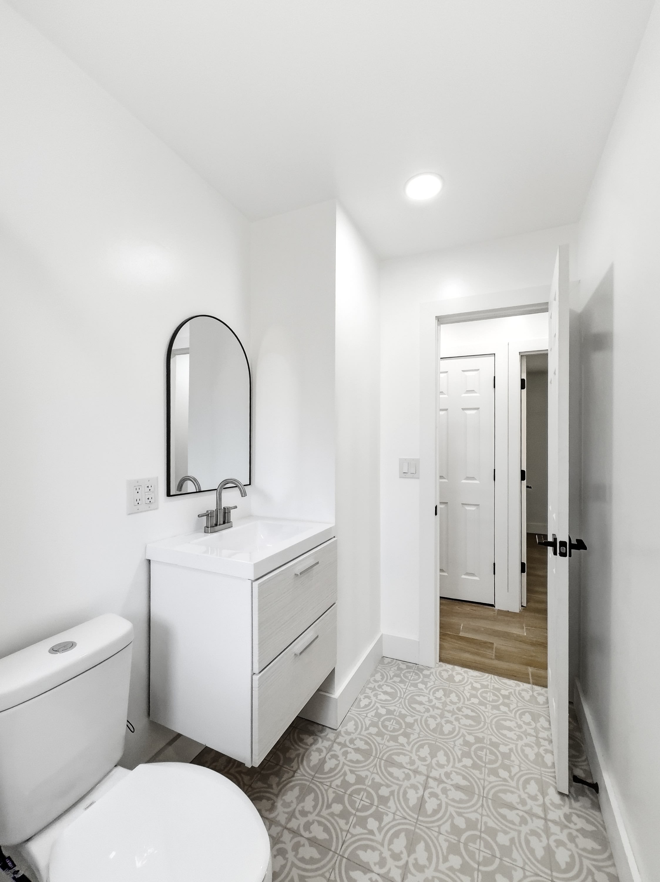 2090 Moran Avenue – photo 5