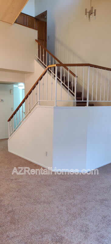 819 N College Ave – photo 3