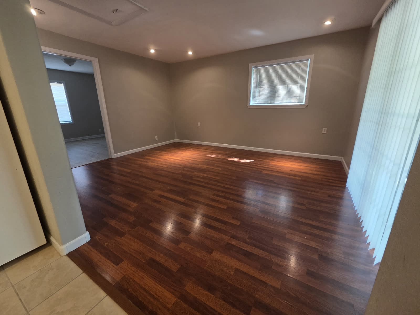 550 South 4th Street – photo 2