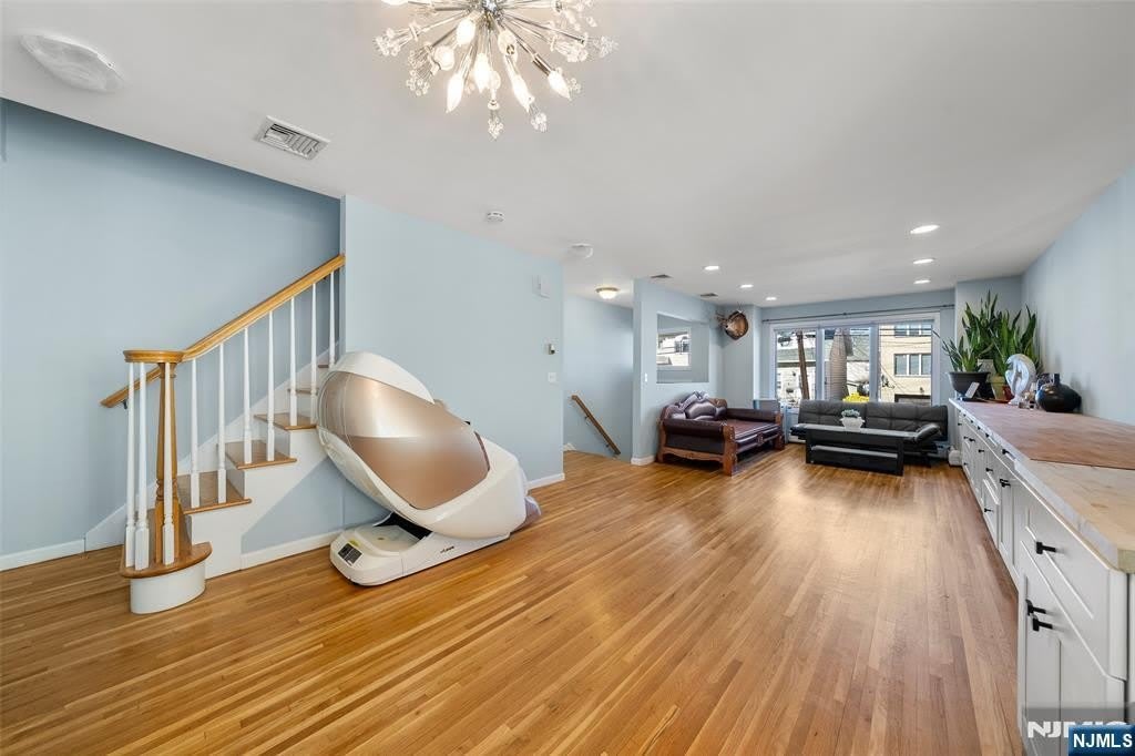224 Warren Avenue – photo 3