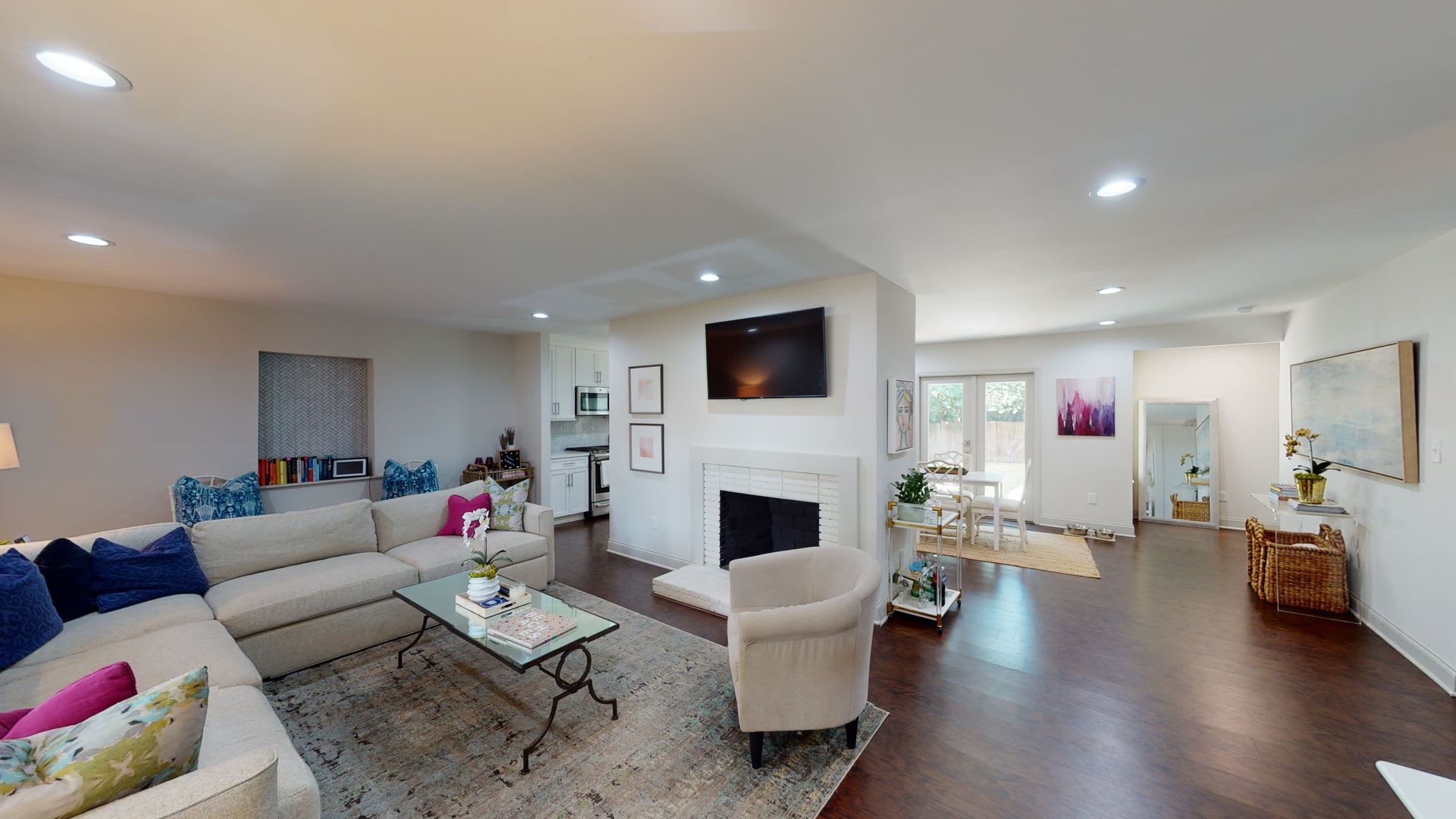 1329 Mockingbird Lane – photo 4