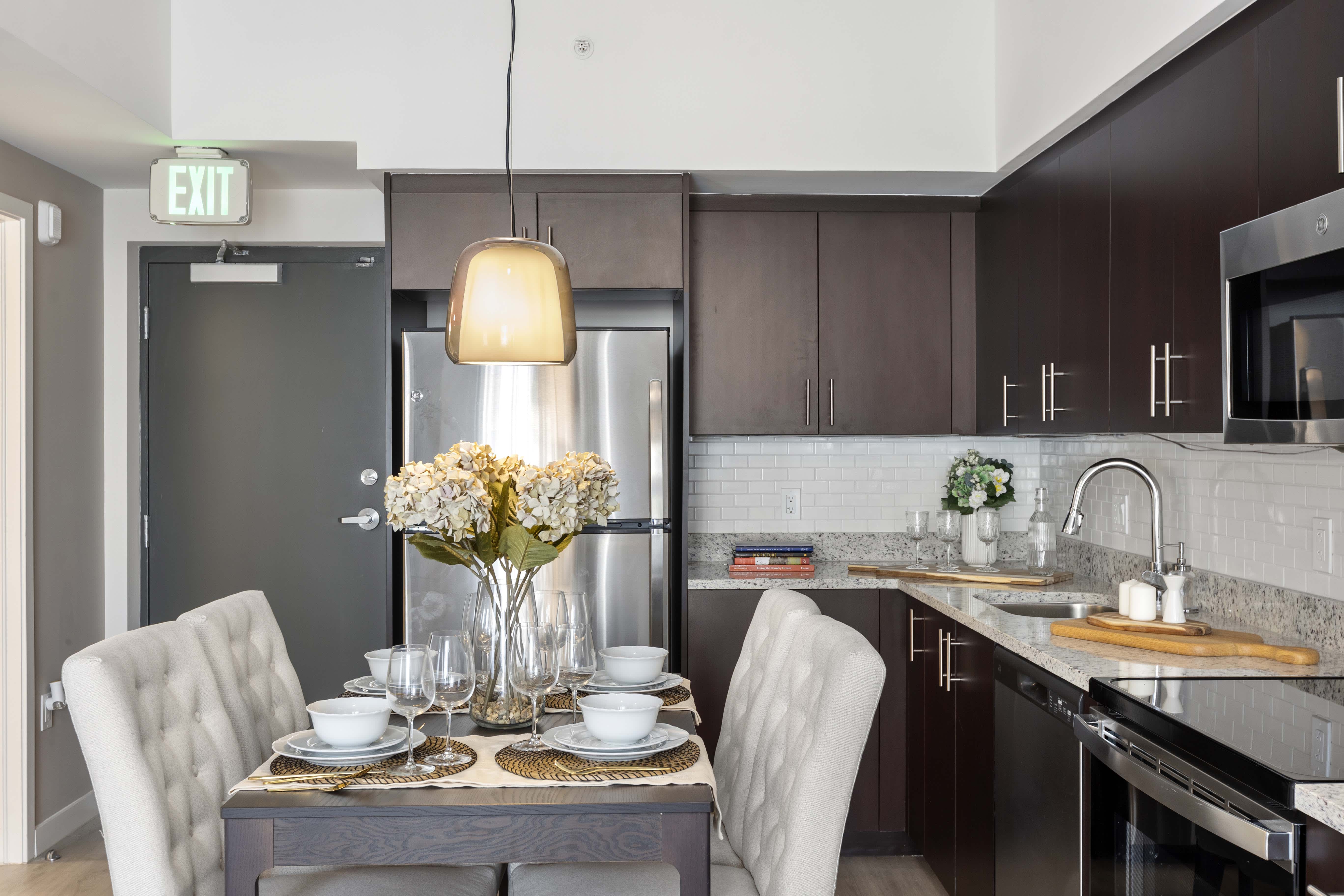 Pine Ridge Apartments – photo 2