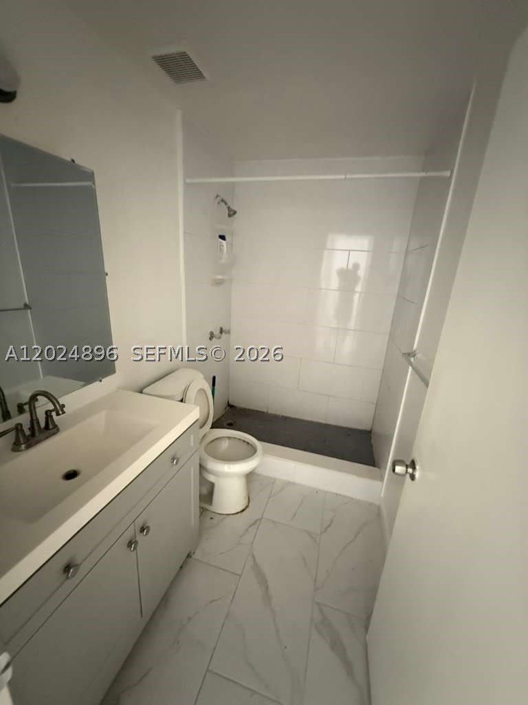6921 Pembroke Rd – photo 3