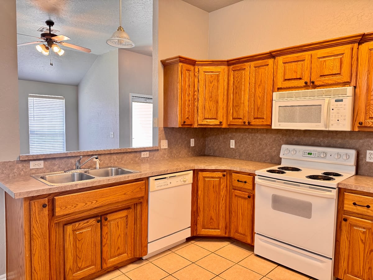 2201 NW 155th St – photo 5
