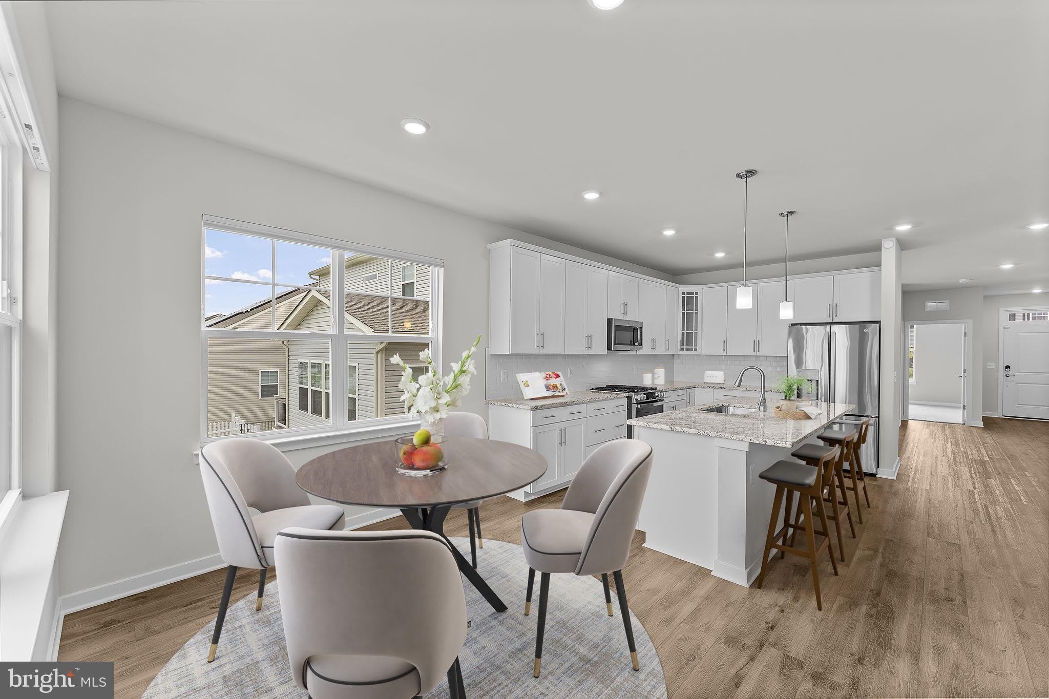 2047 ARMSTRONG Terrace – photo 5