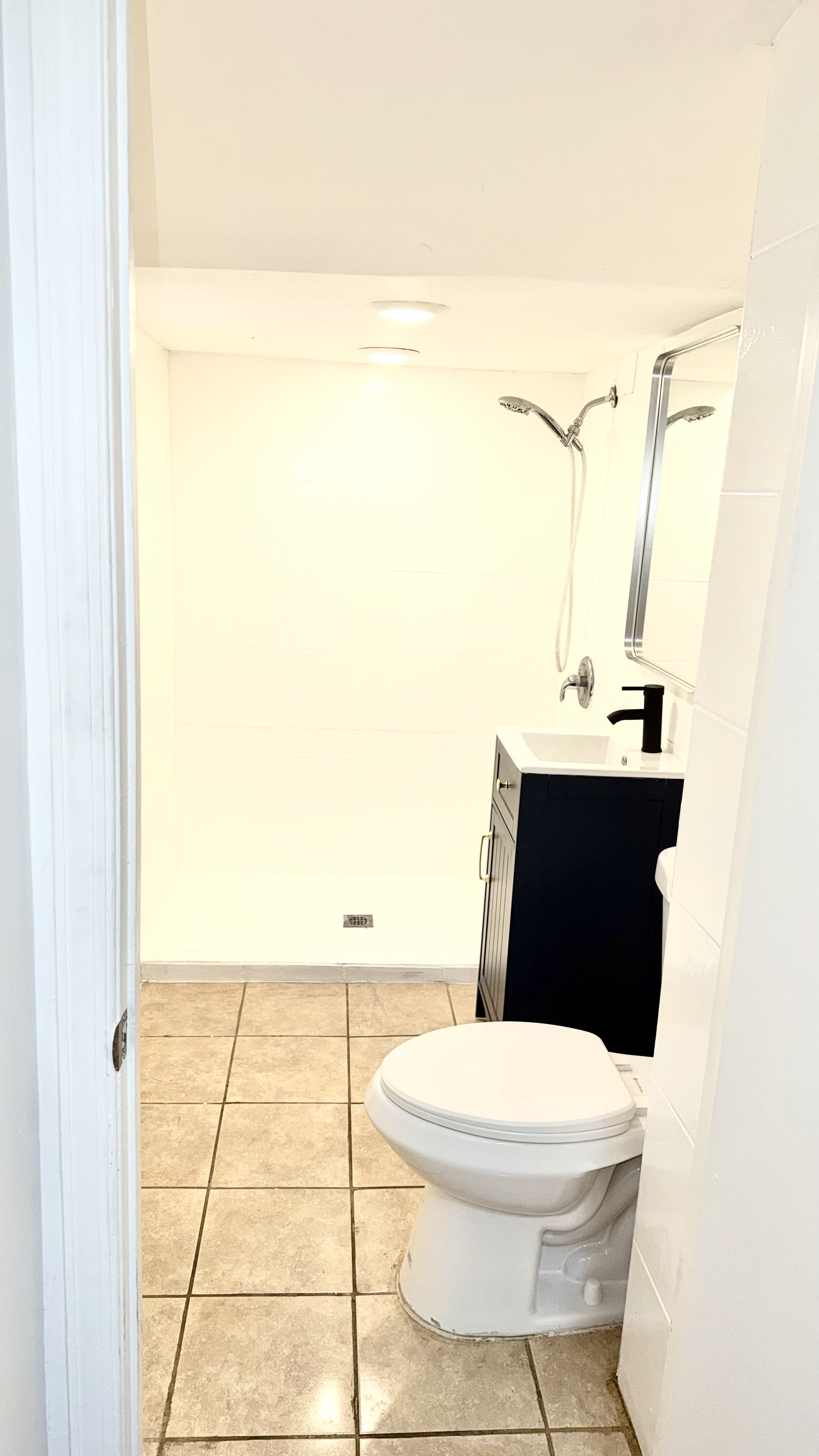 1628 Dyre Street – photo 2
