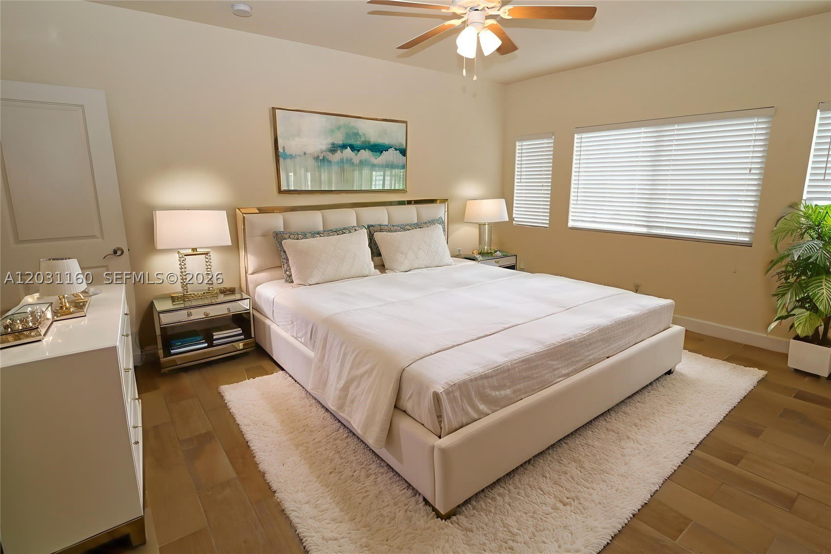 609 NE 28th St – photo 5