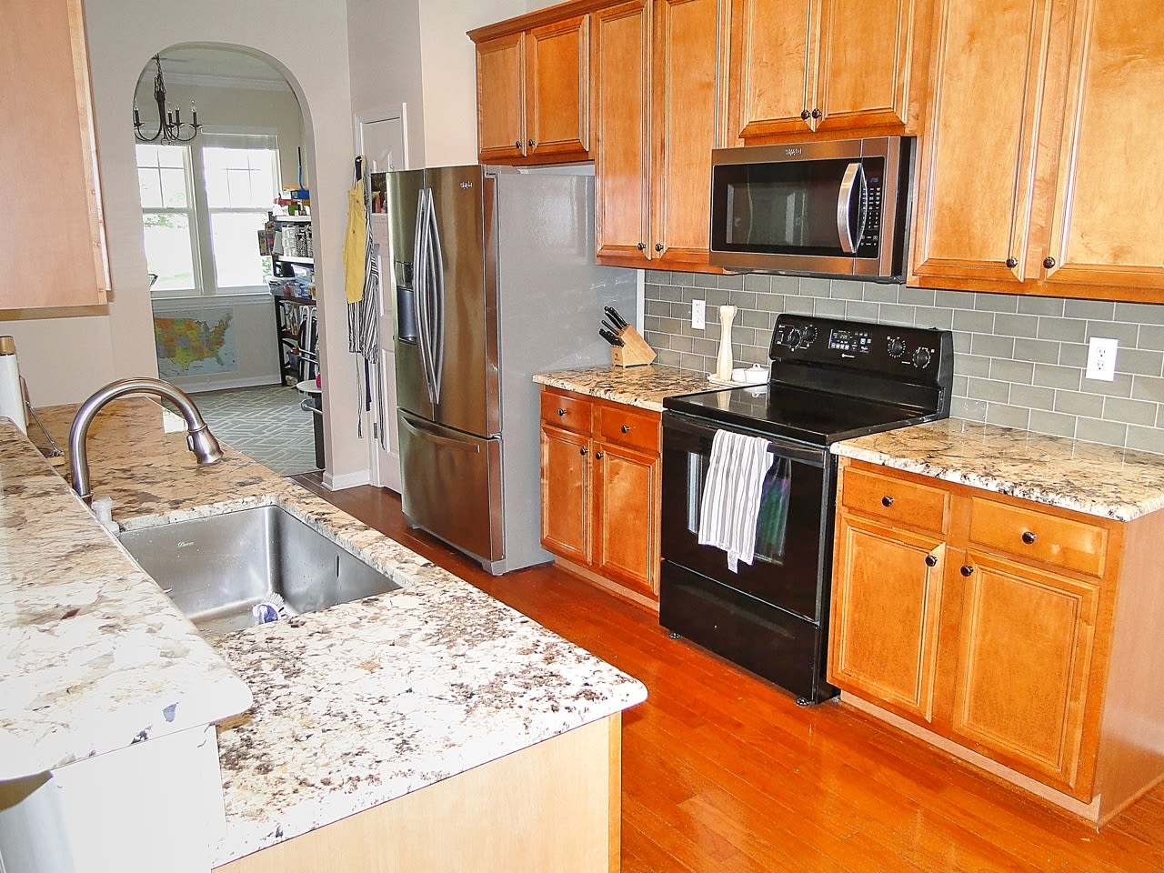 Updated 3 Bedroom, 2.5 Bathroom Home w/ 2 Car Garage in SW Durham/Southpoint! Pets Negotiable – photo 4