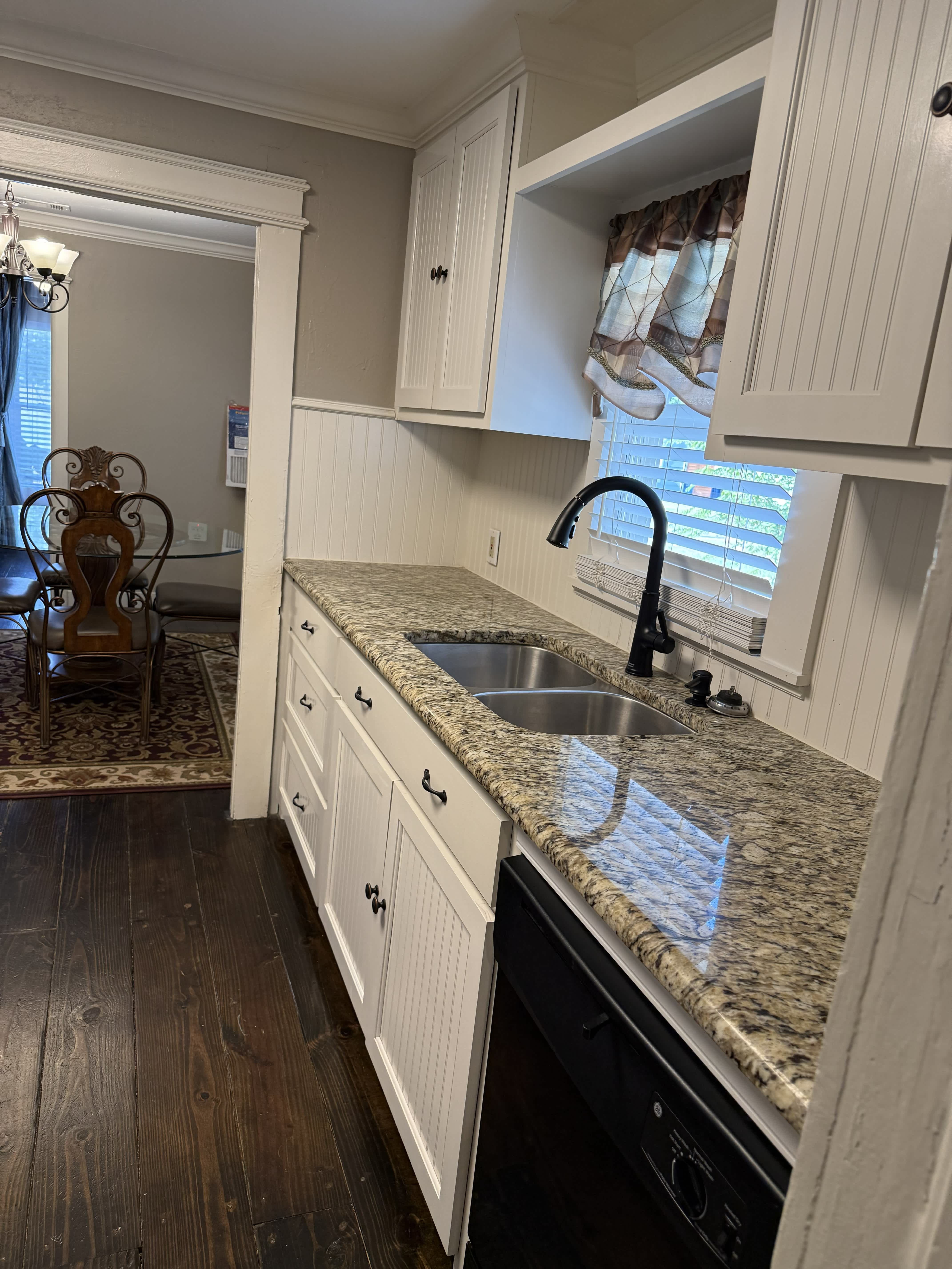 1204 Elm Street – photo 5