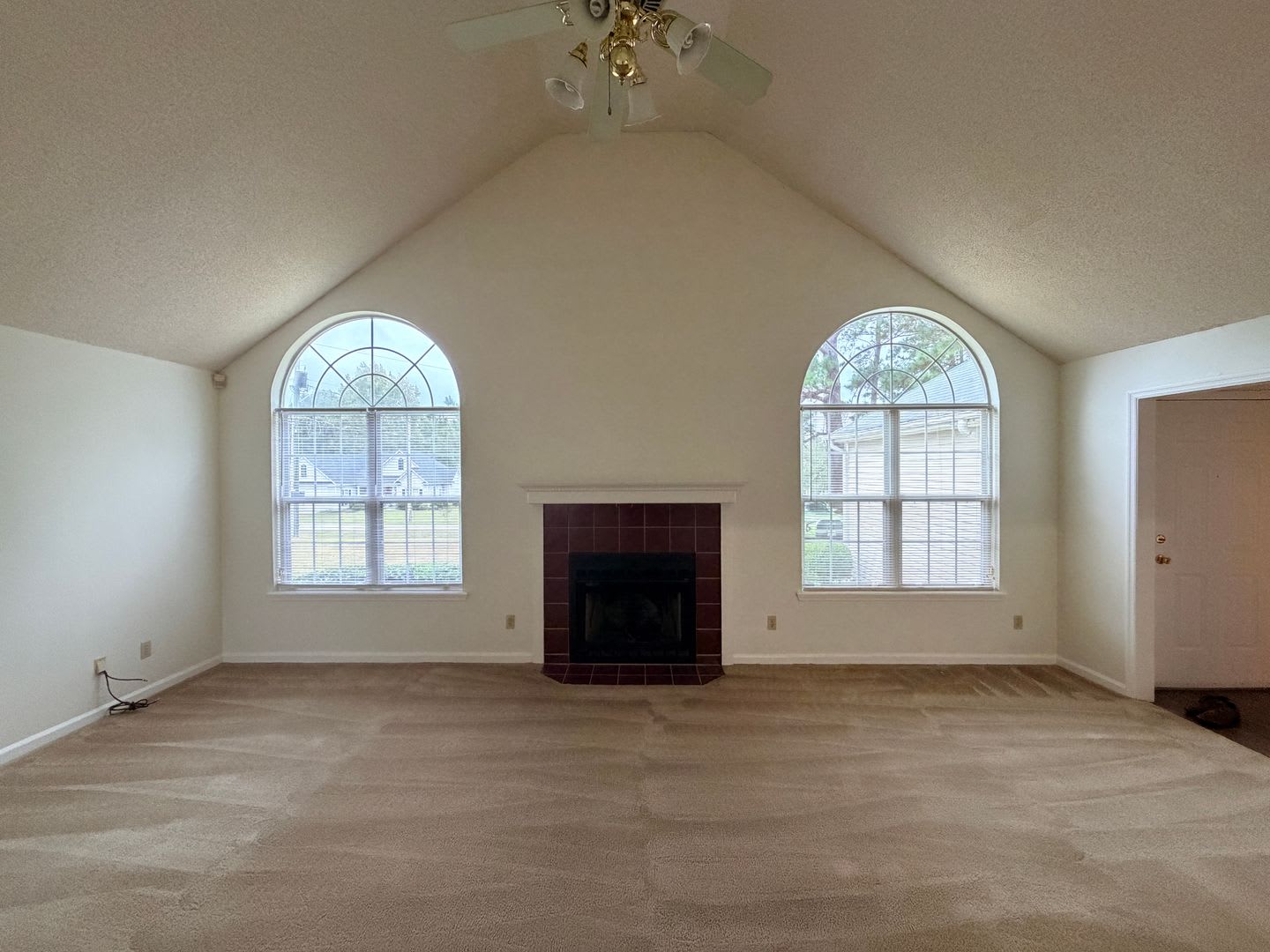 Charming 3-Bedroom, 2-Bathroom Home for Rent in Northlake Subdivision Valdosta, GA – photo 4
