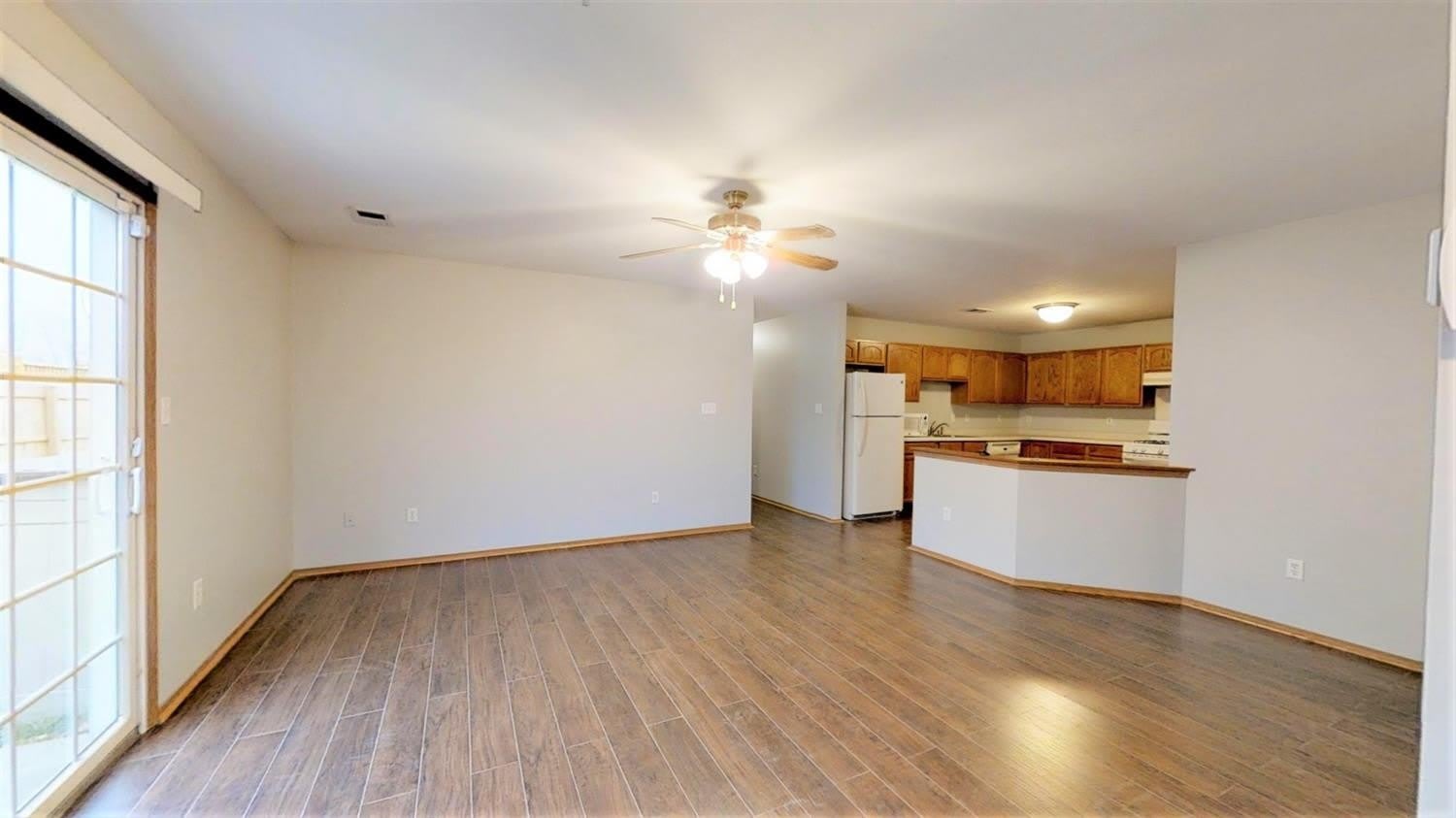 1945 W 86th Lane – photo 2