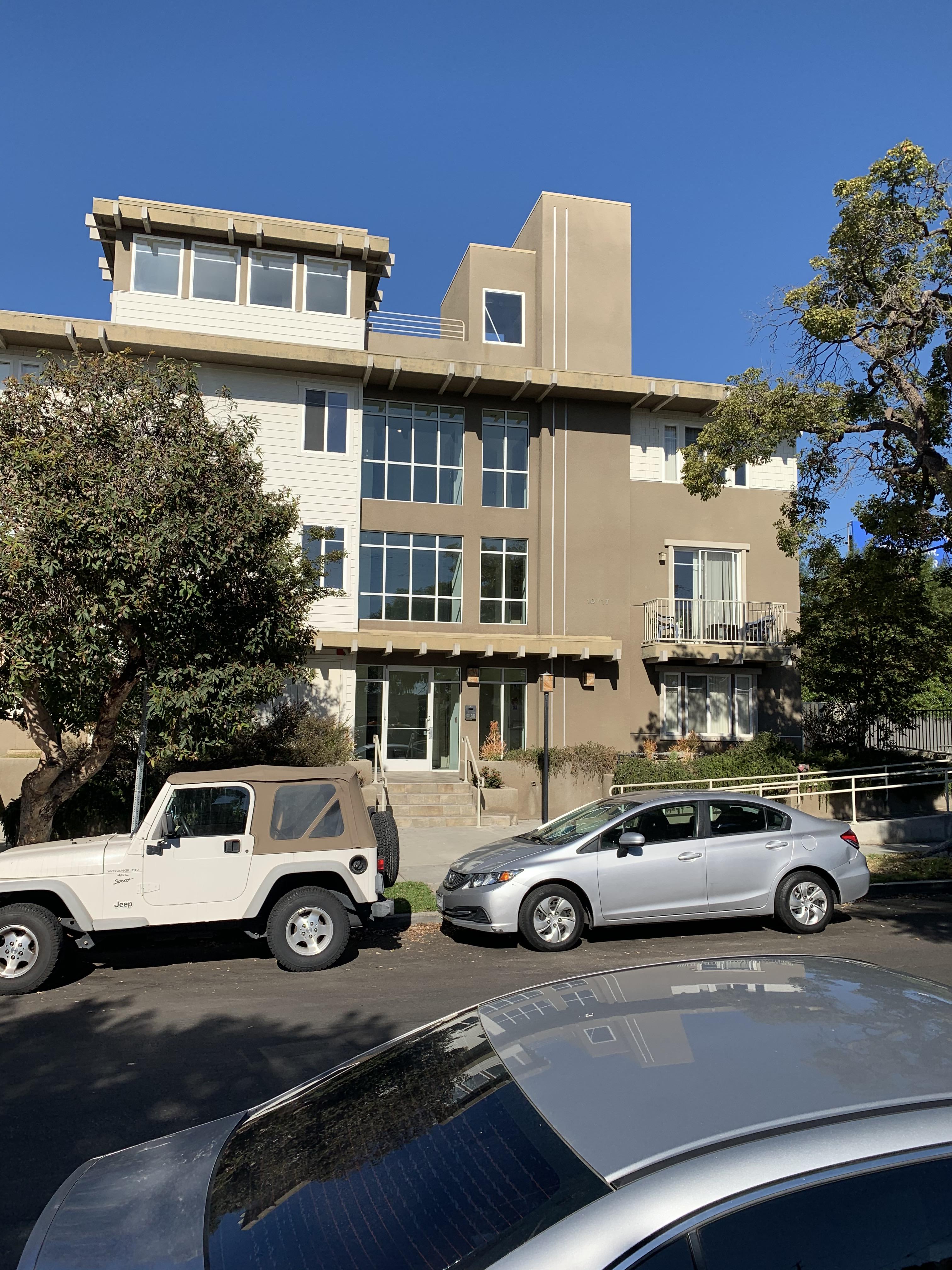 10717 Lawler Street – photo 1