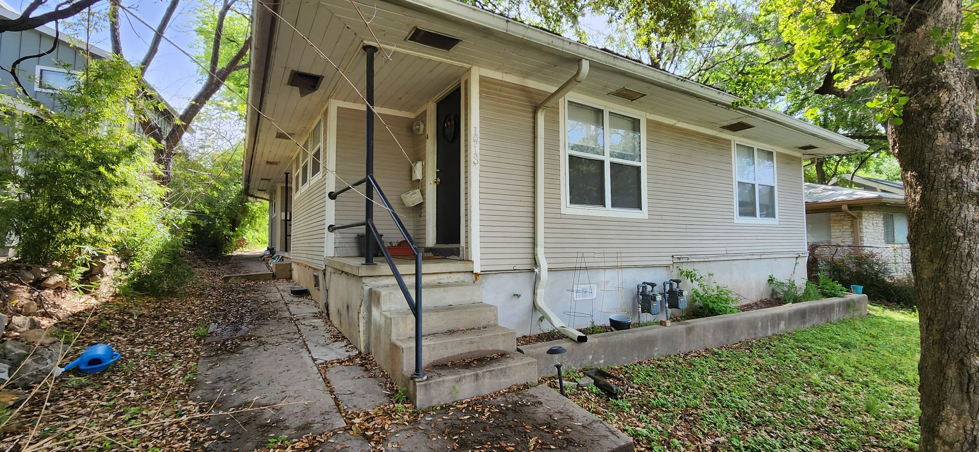 Top Of The Line 6 Bed In West Campus 1913 – photo 1