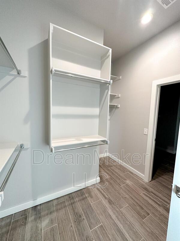 5329 Red Maple Ave – photo 4