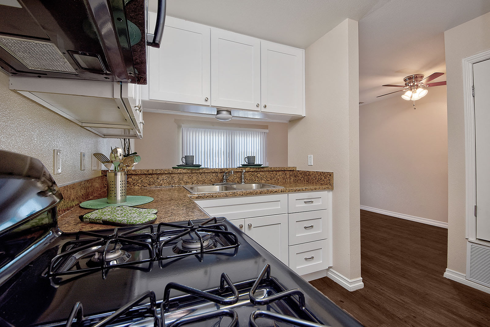 House For Rent – photo 5