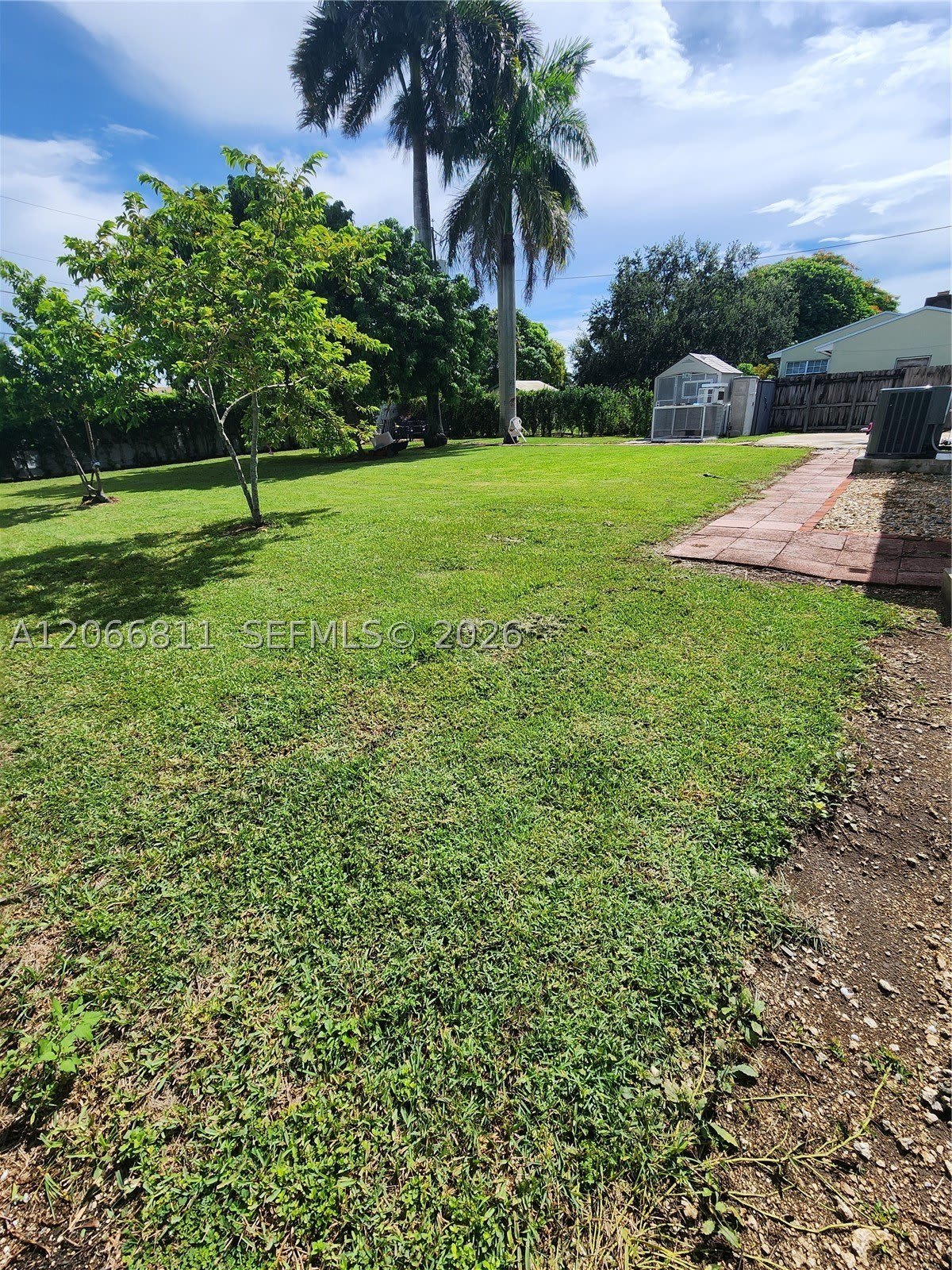 771 NW 15th St – photo 3