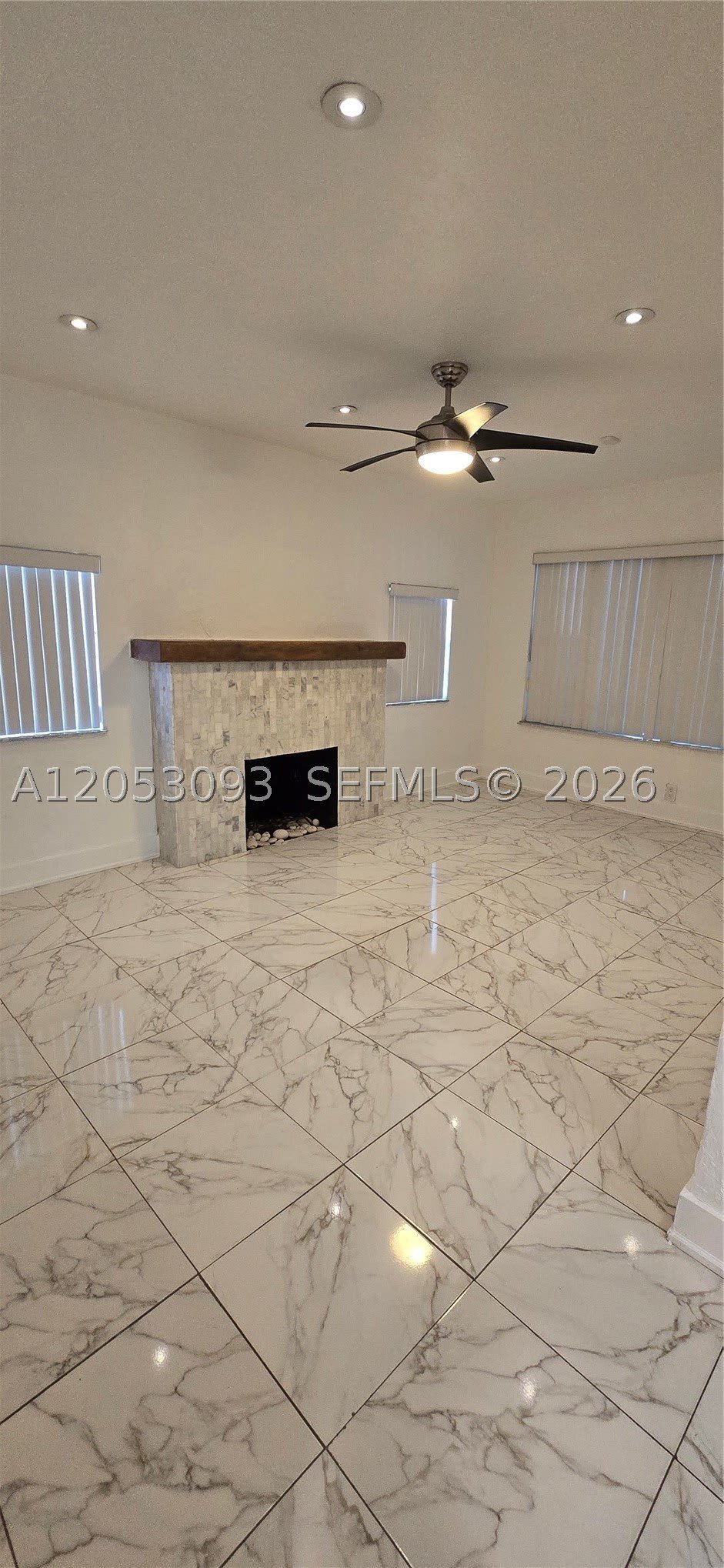 455 NE 131st St – photo 3