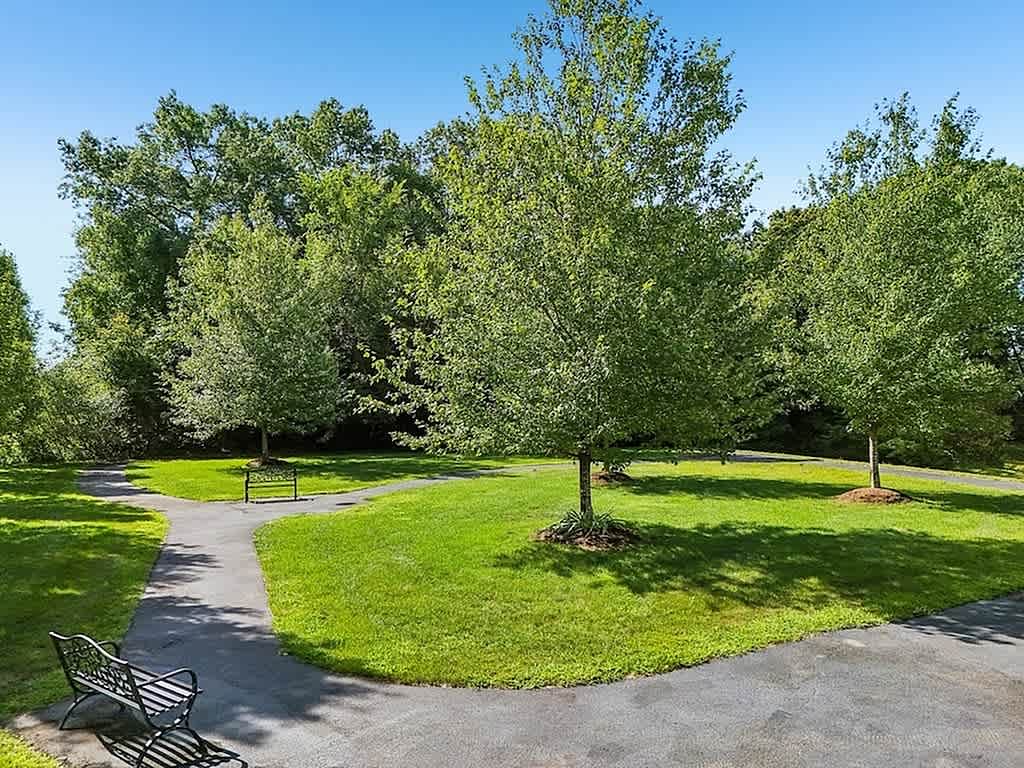Allards Grove – photo 3