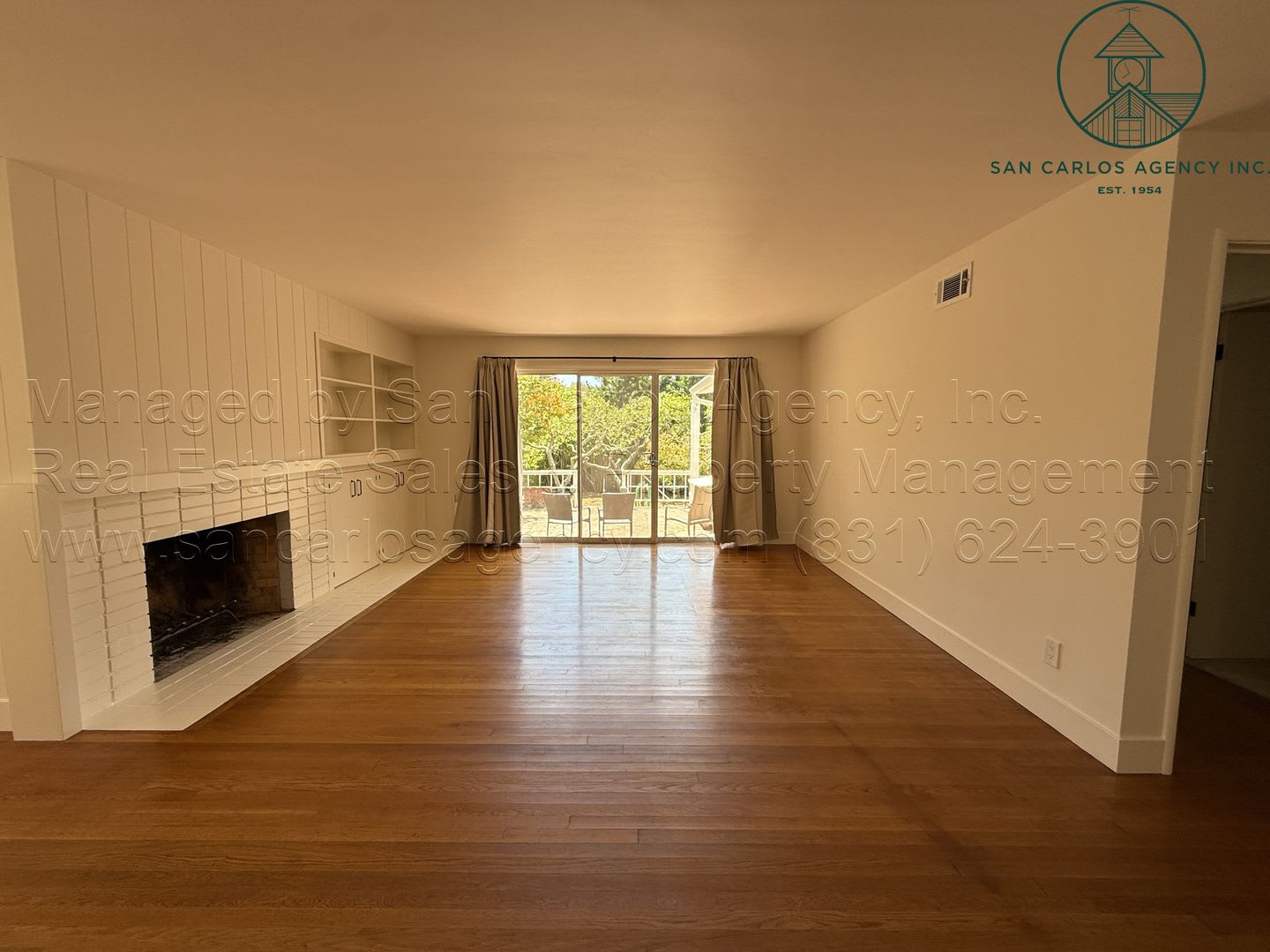 Recently Updated Three Bedroom Upper Hatton Fields Home – photo 4