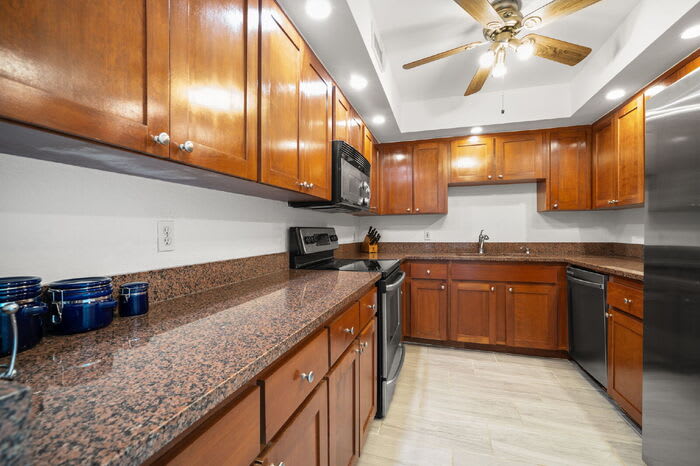 470 3rd Street South – photo 5