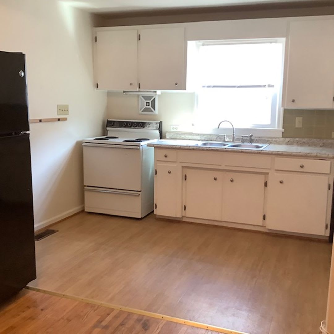 4609 Fairmont Ave – photo 2