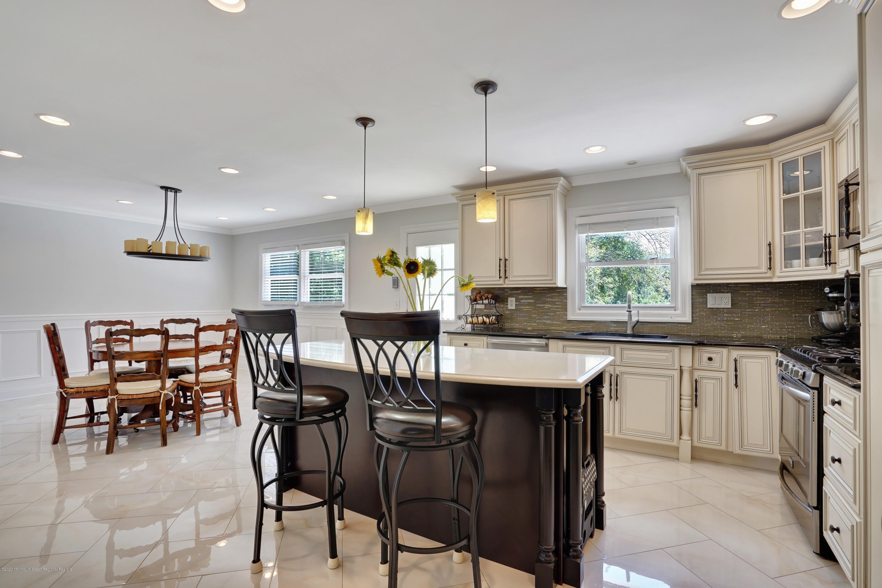 785 Norwood Avenue – photo 2