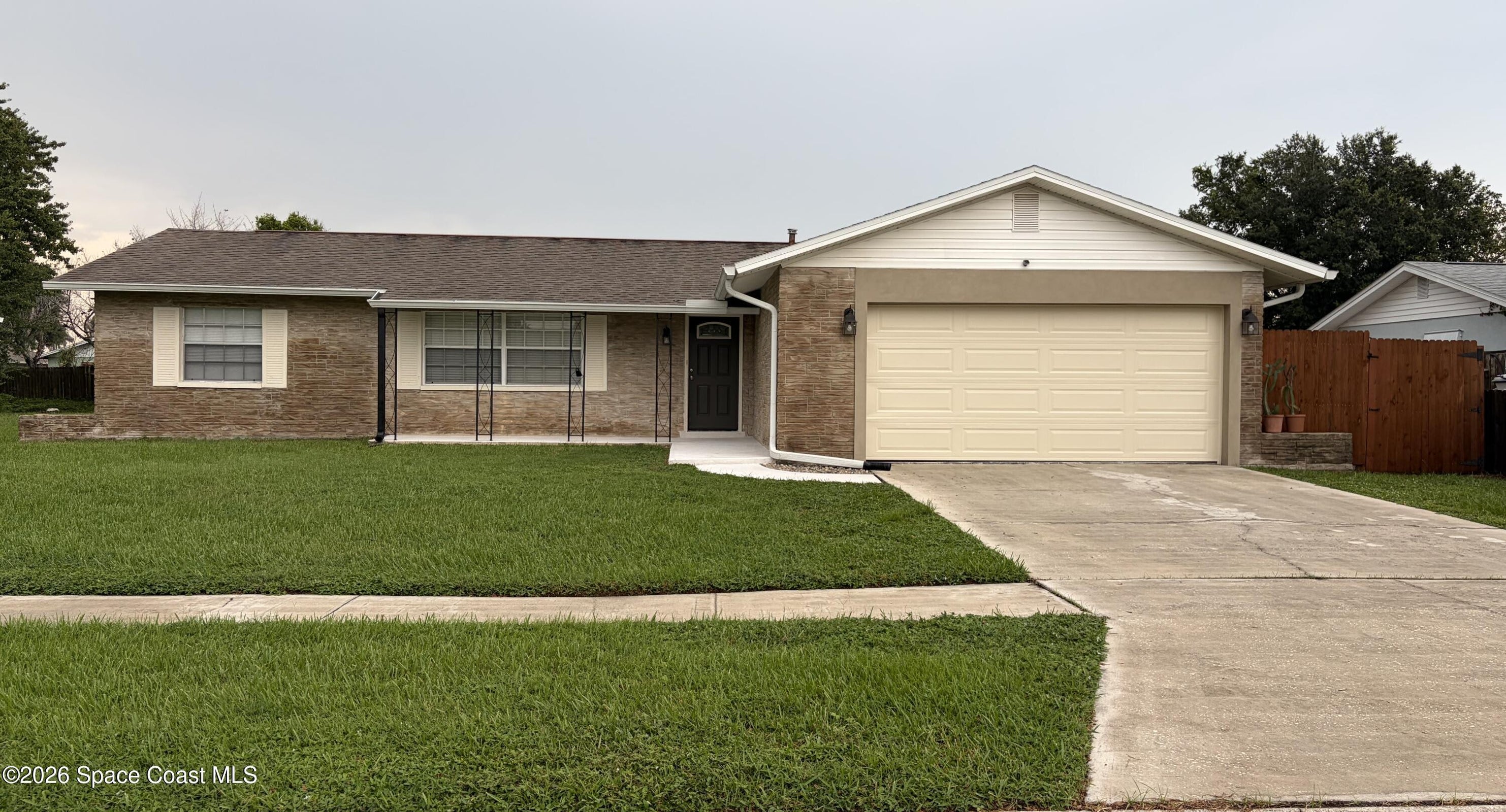 2604 Corbusier Drive – photo 2