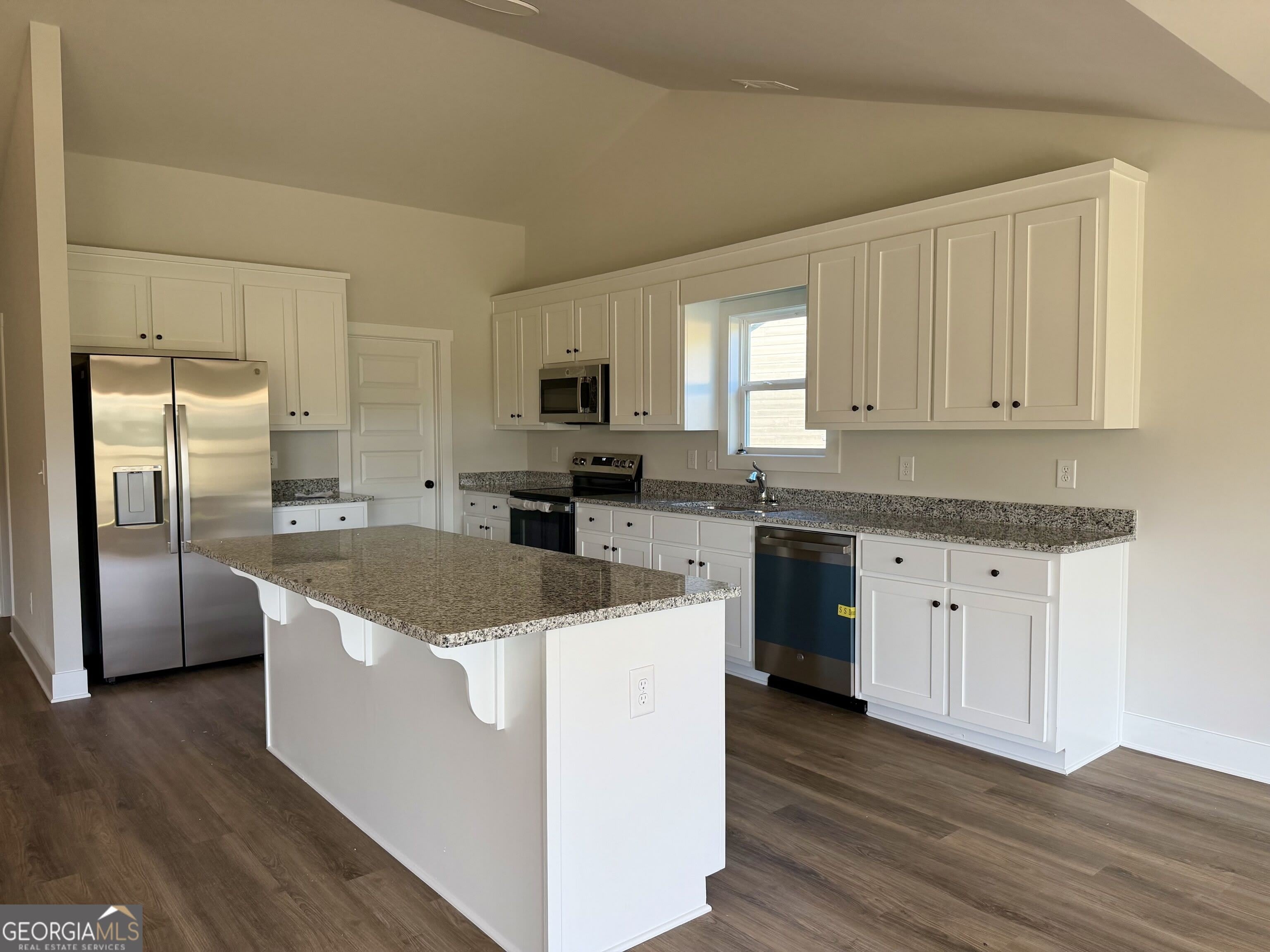 232 Lake Meadows Drive – photo 3