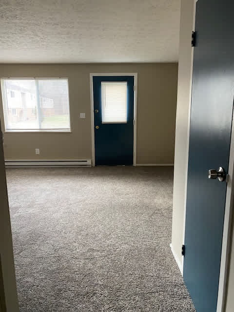148 Gluck St – photo 4