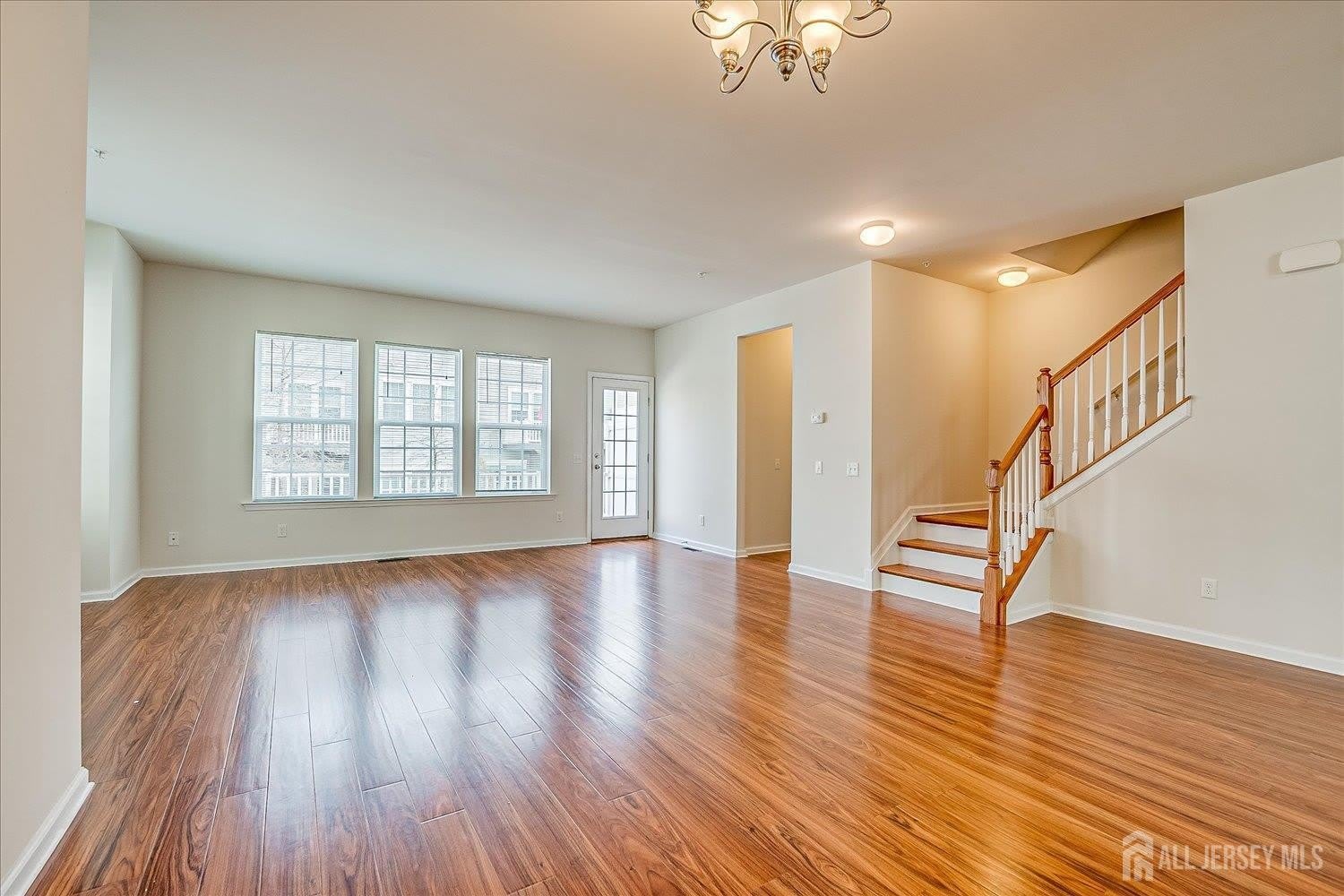 701 Mia Drive – photo 4