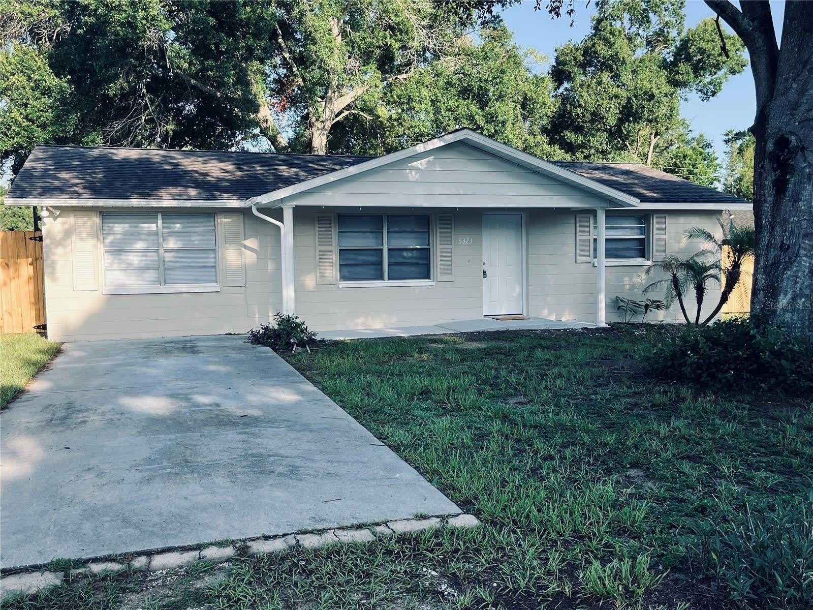 5323 SATSUMA Drive – photo 2